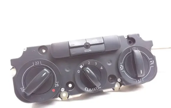 Volkswagen PASSAT B6 Climate control unit 3C2820045A