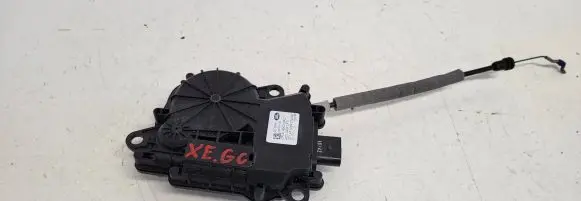 Jaguar XE Tailgate/trunk/boot lift motor C03747105 404C10AC