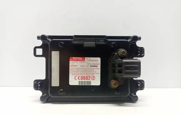 Lexus GS 300 350 430 450H Distronic sensor radar 2300005064 8821030080
