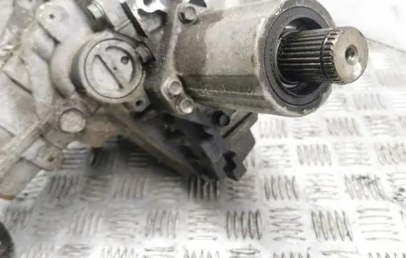 Mazda CX-7 Gearbox transfer box case 71106522 D011101486