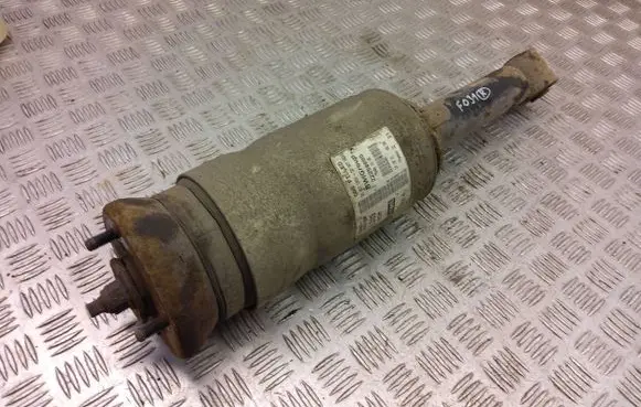 Land Rover Discovery 4 - LR4 Front shock absorber/damper AH2218B036AA