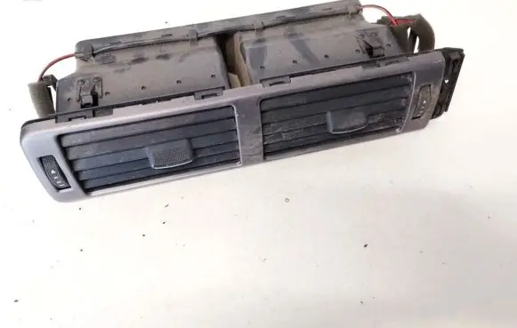 Audi A6 S6 C5 4B Dash center air vent grill 4B1820951