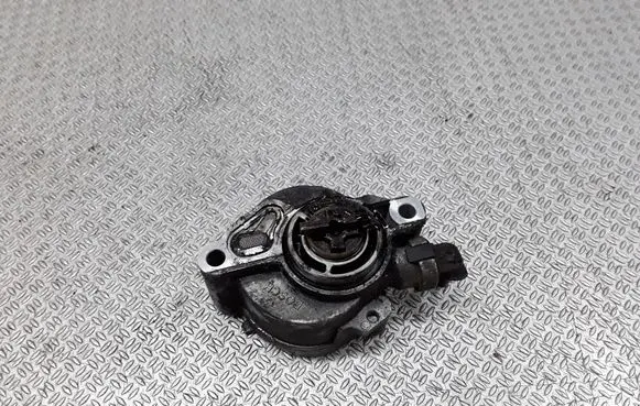Ford Focus C-MAX Vacuum pump D15610903N