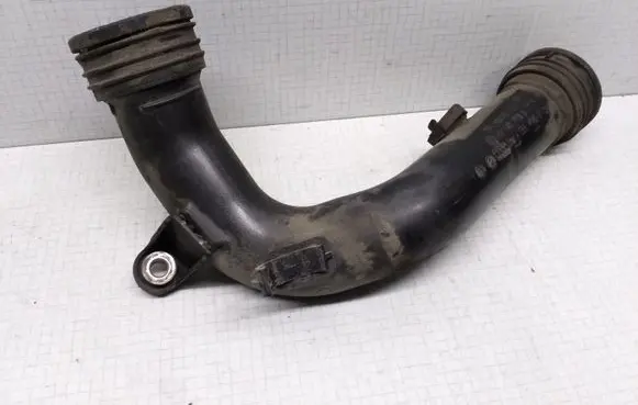 Volkswagen Golf V Intercooler hose/pipe 1K0145762 1K0145770D