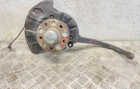 Mercedes-Benz S W220 Front wheel hub