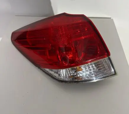 Subaru Outback Rear/tail lights 220-20067