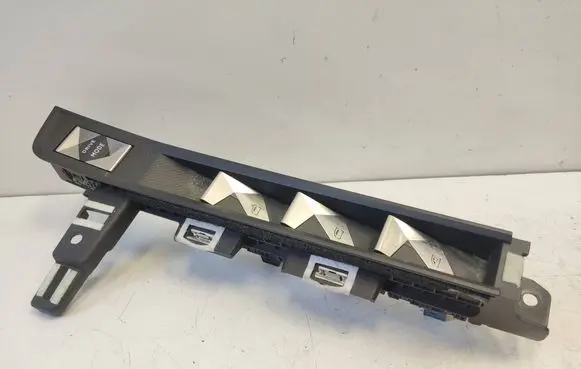 Citroen DS7 Crossback A set of switches 9821893577 114757A0