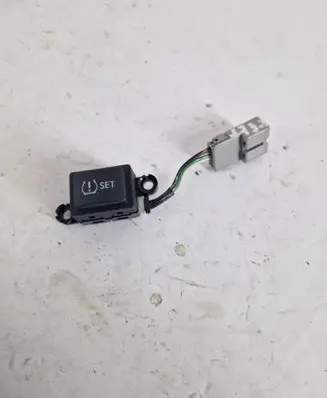 Other switches/knobs/shifts