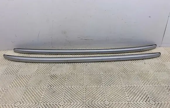 Hyundai i30 Roof bar rail