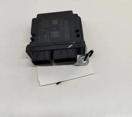 Tesla Model 3 Airbag control unit/module 151287600E 0285020158