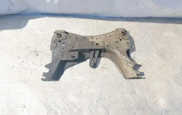 Renault Megane II Front subframe