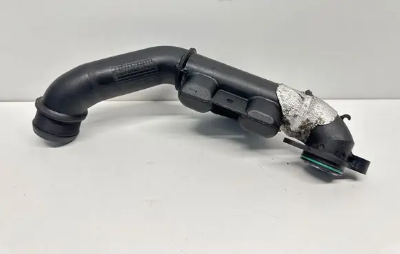 Intercooler hose/pipe