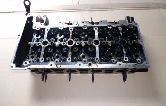 Engine head