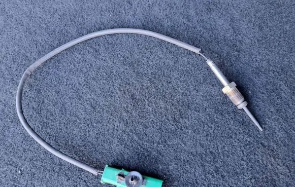Jaguar XE Exhaust gas temperature sensor GX7312B591BA