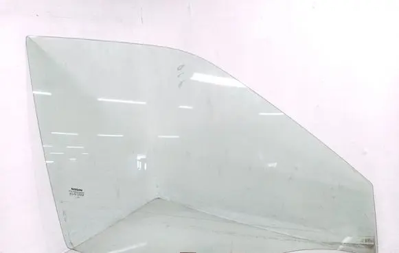 Nissan Juke II F16 Front door window glass four-door