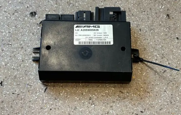 Mercedes-Benz C AMG W205 Suspension control unit/module A2059005829