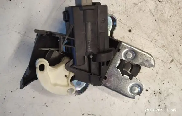 Audi A5 8T 8F Tailgate/trunk/boot lock/catch/latch 4F5827505D