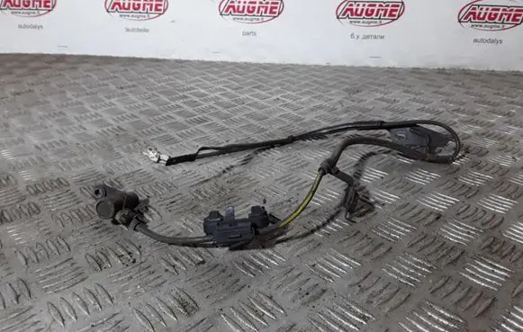 Lexus RX 330 - 350 - 400H Rear ABS sensor wiring 895420E010