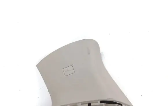 (D)pillar trim (top)