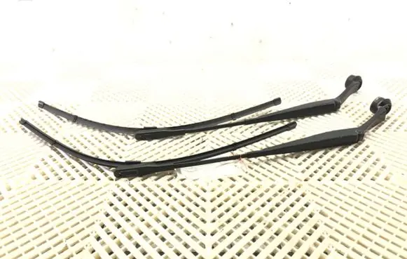 Ford Mondeo MK V Front wiper blade arm DS73-17B589-AC