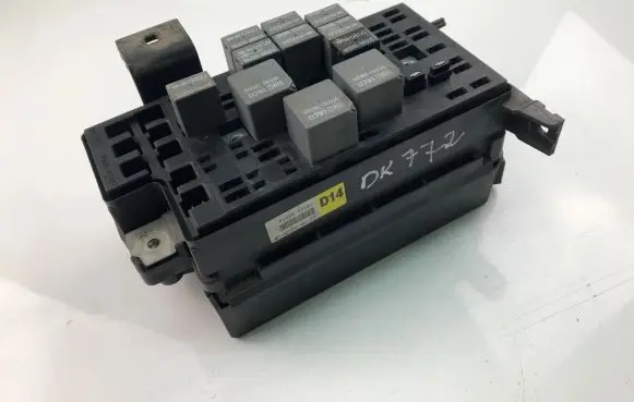 Hyundai Sonata Fuse box set 912203D301