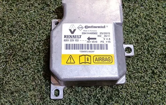 Renault Kangoo II Airbag control unit/module 8201229153