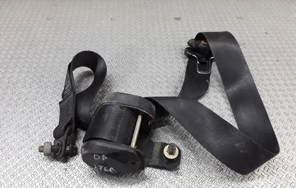 Opel Frontera B Front seatbelt