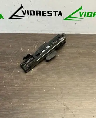 Audi A5 8T 8F Seat belt adjustment rail 8T857833 B000691411