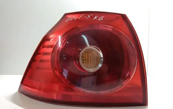 Volkswagen Golf V Rear/tail lights 1K6945111C