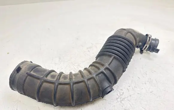 Nissan Qashqai Intercooler hose/pipe 8200500384