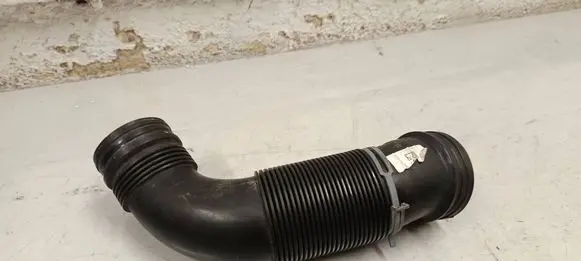 Seat Leon (5F) Turbo air intake inlet pipe/hose 5q0129654p 5q0129656D