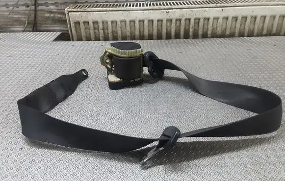Jaguar X-Type Front seatbelt 040568