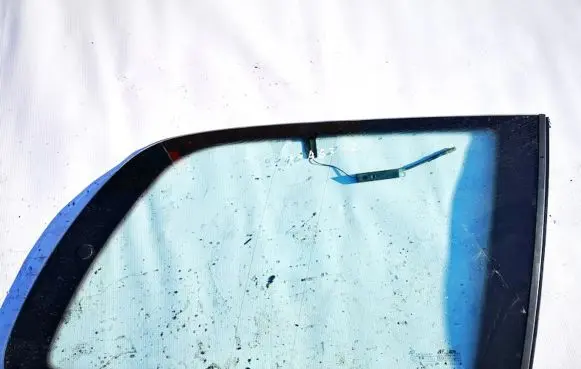 Volkswagen Sharan Rear side window