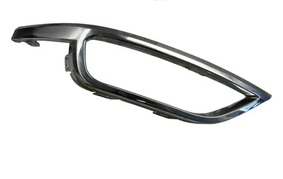 Volkswagen T-Roc Rear light trim 2GA807833A