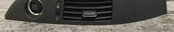 Toyota Corolla Verso E121 Dash center air vent grill