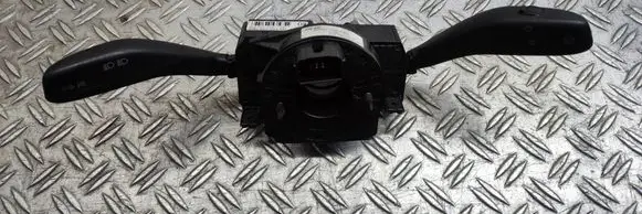 Volkswagen Polo IV 9N3 Wiper turn signal indicator stalk/switch 6Q0953503AD 203257ATW 2166713