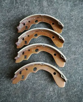 Mazda 323 Brake pads (rear) 