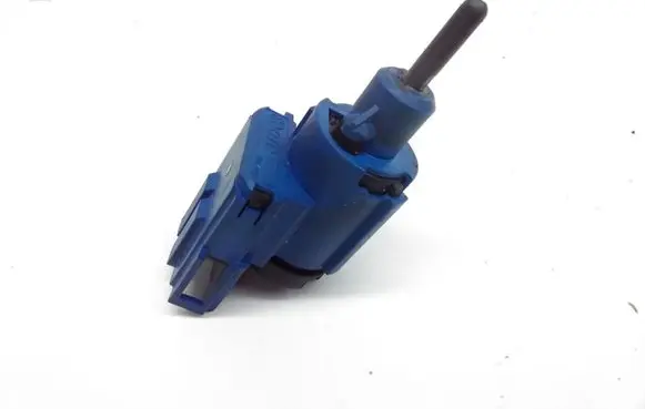 Volkswagen PASSAT B5.5 Brake pedal sensor switch 1J0927189 19322002 05597
