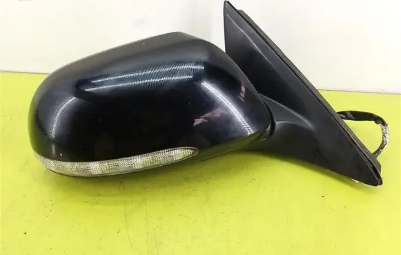 Honda Accord Front door electric wing mirror 010142