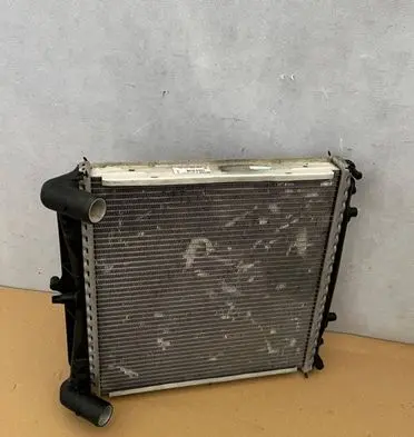 Porsche 911 996 Coolant radiator 99610613150 2140710003