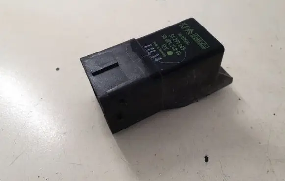 Glow plug pre-heat relay