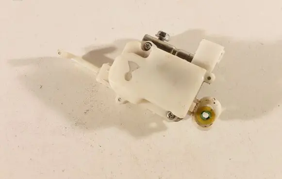 Honda Accord Tailgate boot lock/latch motor 8729