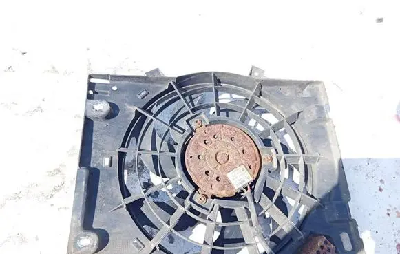 Opel Astra H Radiator cooling fan shroud 0130303302