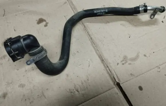Jeep Renegade Engine coolant pipe/hose 51940584