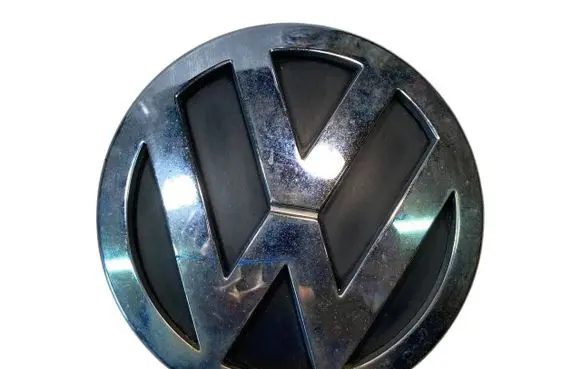 Volkswagen Transporter - Caravelle T5 Manufacturers badge/model letters 7H0853630B