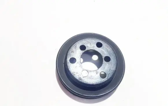 Volkswagen PASSAT B5 Power steering pump pulley 058145255de