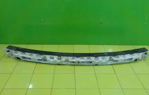 Chrysler Grand Voyager V Front bumper foam support bar 