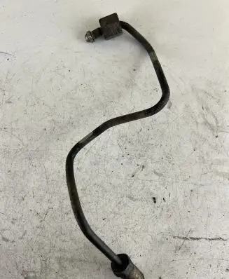 Nissan Patrol Y61 Fuel injector supply line/pipe 