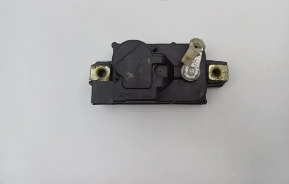 Hyundai Lantra I Central locking motor 