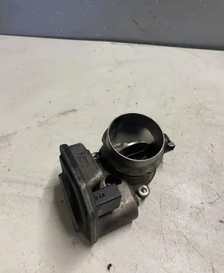 BMW 5 E60 E61 Throttle valve 7791481 B42810562